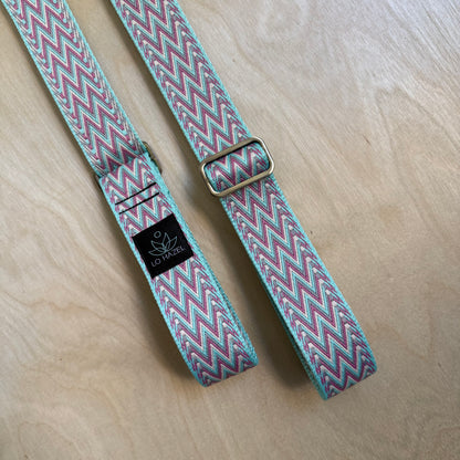 Zig Zag Secure Fit Yoga Mat Strap